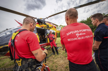 Secours spécialisés hélitreuillage